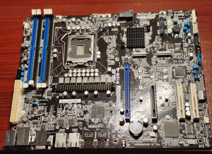 Placa Base para Servidor P12R-E, LGA1200, DDR4, ATX, Usada, 64GB, Doble Canal, Compatible con CPU, Ideal para Construir Servidores Potentes - Product Image 5
