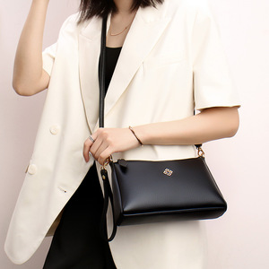 Sac à main tendance de marque pour femme, sac à bandoulière décontracté en cuir PU brodé, petit sac à bandoulière - Product Image 5