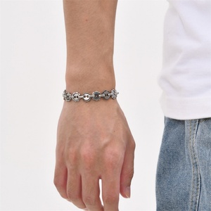 Wholesale Minimalist Jewelry Stainless Steel <b>Men</b> Bracelet Waterproof Sun Charms Link Chain Bracelet - Product Image 4