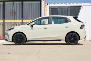 Nouvelles voitures berlines électriques MG <span class=keywords><strong>MG4</strong></span> 2026 avec conduite à gauche automatique, modèle 2026 prêt à être expédié, haute qualité, prix bas, vente en gros - Product Image 2