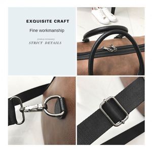 Bolsa de Deporte de Piel para Hombre, Estilo Moderno, para Gimnasio y Viajes, con Cierre de Cremallera - Product Image 3