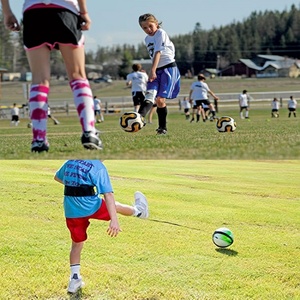 Attrezzatura per Allenamento di <span class=keywords><strong>Lancio</strong></span> a Mani Libere per Bambini, Cintura Regolabile con Corda Elastica per Allenamento Calcio - Product Image 2