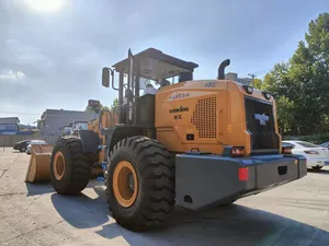 Chargeuse sur chenilles Lonking LG955H de 5 tonnes avec moteur Weichai et PLC pour les opérations de stockage de céréales et de carrières moyennes - Product Image 3