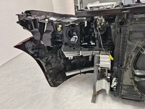 Per 2024 <span class=keywords><strong>BMW</strong></span> <span class=keywords><strong>serie</strong></span> <span class=keywords><strong>5</strong></span> telaio G60/G68 originale anteriore anteriore assemblaggio griglia del paraurti faro fendinebbia serbatoio acqua telaio condensatore - Product Image 6