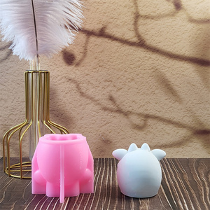 Moldes de fundición de resina hechos a mano para adornos decorativos de estilo DIY Ins, moldes de silicona de vaca para herramientas de pastel W0456 - Product Image 4