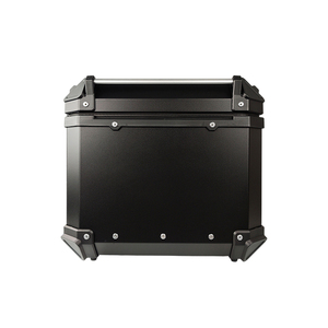 Boîte à bagages arrière pour moto 65L noire X Design F2-MOTO en alliage d'aluminium - Product Image 4
