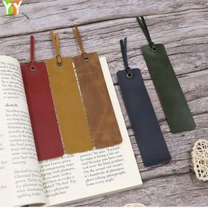 Marcapáginas Rectangular de Cuero PU con Patrón de Caballo, Marcador de Lectura, Regalo para Amantes de la Lectura - Product Image 2