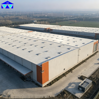 Centre logistique à structure en acier rigide conçue en 3D BIM, haute capacité de charge, pour la distribution en entrepôt