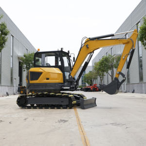 จัดส่งฟรี รถขุดขนาดใหญ่ 6.5 ตัน ได้รับการรับรองมาตรฐาน CE และ EPA สำหรับงานขุดร่องทางการเกษตร - Product Image 2