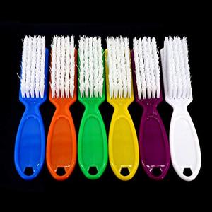 Brosse à ongles en nylon souple à poignée ergonomique pour le nettoyage des ongles des orteils et des mains, manucure et pédicure DIY - Product Image 5