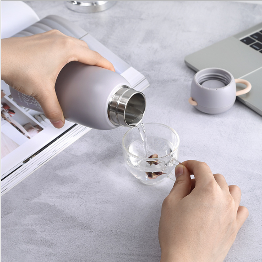 สีเทาเข้ม