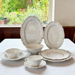 Ensemble <span class=keywords><strong>de</strong></span> vaisselle en céramique médiévale vintage française haut <span class=keywords><strong>de</strong></span> gamme, motif <span class=keywords><strong>de</strong></span> fleurs en arc, porcelaine rose, tasses à dessert, vaisselle élégante pour les événements - Product Image 1