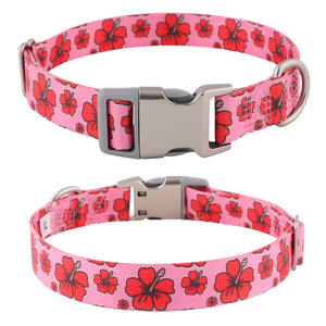 Vente en gros de colliers réglables de luxe pour animaux de compagnie mignons et jolis accessoires pour chats et chiens avec décoration en dentelle comprenant un <span class=keywords><strong>collier</strong></span> et un nœud papillon - Product Image 2