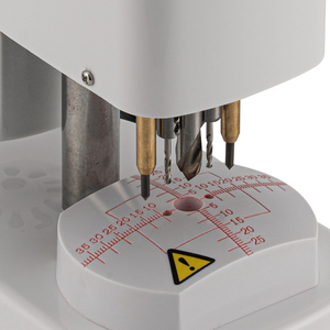 Machine de perçage de motifs de lentilles pour cliniques ophtalmologiques Ly-918c, pour magasins d'optique - Product Image 3