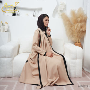 عباءة مفتوحة بتصميم خاص من حبيب بلون الكاكي، ملابس إسلامية دبي، عباءة جديدة مفتوحة بلونين مع شال - Product Image 2