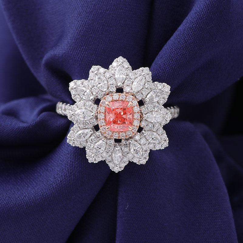 Bague en or 10K massif avec diamant de laboratoire, vraiment top.