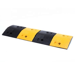 Dalle de ralentissement routière en caoutchouc noir et jaune DINGTIAN 1000*350*50mm - Product Image 2