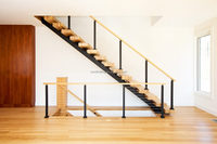 YL METAL Escalier Flottant Moderne avec Marches en Bois pour Intérieur, Conception de Qualité Supérieure