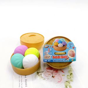 Juguete Promocional de Nueva Llegada, Lindo Bollo de Dumpling, Bola Antiestrés Blanda, Bollo al Vapor con Cara Sonriente, Juego de 4 Piezas, Juguete Sensorial con Vaporizador - Product Image 3