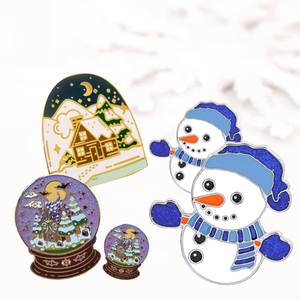 <span class=keywords><strong>2023</strong></span> nouveau plaqué Souvenir personnalisé mignon bonhomme de neige père noël arbre de noël émail broches métal artisanat pour noël - Product Image 4