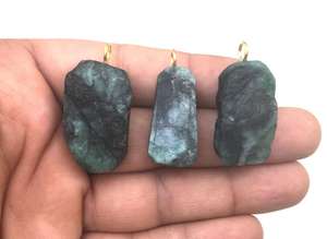 3 pièces émeraude verte naturelle non traitée pierre précieuse brute 92.5 argent Sterling or poli pendentif charme vente en gros - Product Image 4
