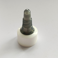Bouchons à bec verseur 24mm Bouchons de bouteilles en plastique Bouchons à capuchon torsadé Distributeur pour produit capillaire Couvercle d'emballage pour sauce piquante