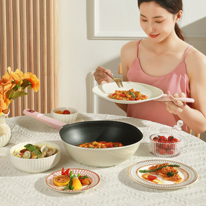 <span class=keywords><strong>Wok</strong></span> antiadhésif de 26 cm avec poignée magnétique détachable, multifonctionnel, facile à nettoyer, capacité de 2,5 L, revêtement céramique, compatible avec toutes les cuisinières, <span class=keywords><strong>pour</strong></span> 1 à 2 personnes - Product Image 3
