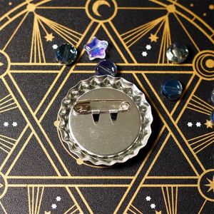 Factory Outlet Beer Bottle Shape Button Badge Custom Printed Anime Tin Button Badge <b>Pin</b> - Product Image 4