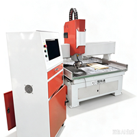Machine de gravure CNC à tête unique 3 axes entièrement automatique 2513 pour la découpe de plastique et de nylon