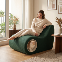 Fauteuil simple créatif à dossier incurvé en tissu bouclé moelleux, style japonais, design confortable et compact