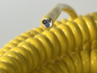 PVC-Spiralkabel mit Mehreren Adern 5*2,5mm Kupferkabel mit Angepasstem Stecker Federisolierter Elastischer Glänzender PU-Kabel für Maschinen-KK