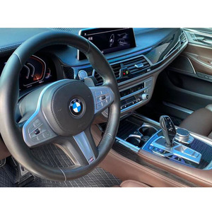 <span class=keywords><strong>BMW</strong></span> Serie <span class=keywords><strong>7</strong></span> 3.0 RWD del 2021 Usata, Cambio Automatico, 5 <span class=keywords><strong>Posti</strong></span>, Guida a Sinistra, Telecamera Posteriore, Sedili in Tessuto, Emissioni Euro VI, Fari a LED - Product Image 5