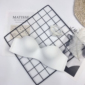 Vendita calda estate <span class=keywords><strong>senza</strong></span> <span class=keywords><strong>spalline</strong></span> in Silicone <span class=keywords><strong>senza</strong></span> cuciture <span class=keywords><strong>Push</strong></span> <span class=keywords><strong>up</strong></span> invisibile <span class=keywords><strong>senza</strong></span> <span class=keywords><strong>spalline</strong></span> <span class=keywords><strong>reggiseno</strong></span> di un pezzo - Product Image 6