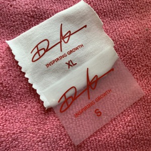 Étiquette de transfert de chaleur en film PET pour vêtements scolaires, logo de transfert de chaleur sans étiquette pour sweats à capuche - Product Image 4