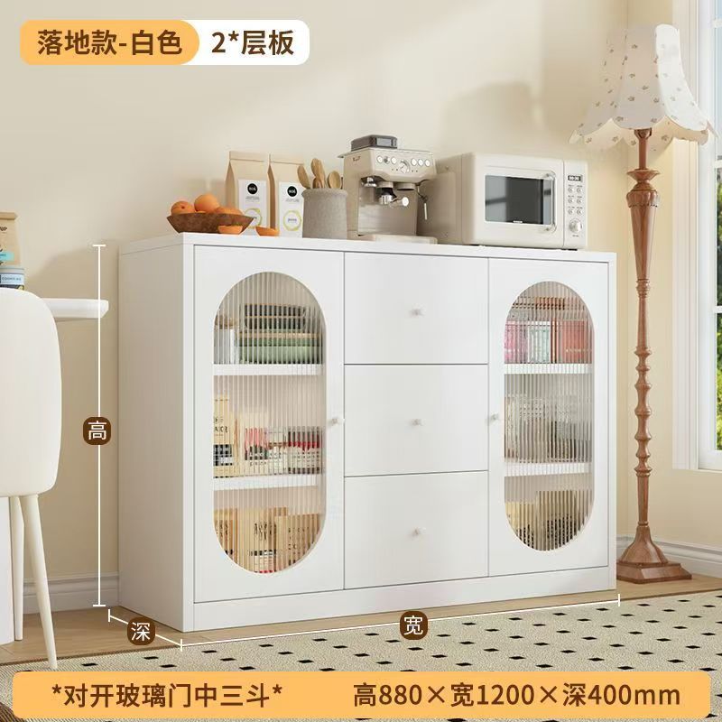 Modelo de puerta de hierro de tres tramos, de 1200 mm de ancho, de suelo a techo.