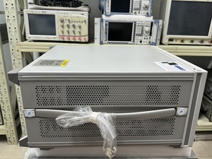 เครื่องวิเคราะห์เครือข่ายพารามิเตอร์ S รุ่น Keysight (Agilent) 8720ES, 50 MHz ถึง 20 GHz - Product Image 3