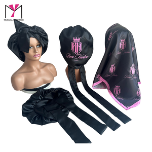 Sac en satin de soie avec logo personnalisé, disponible en plusieurs couleurs, bonnet rond en satin - Product Image 1