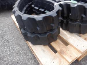 150X72X33 180X60X52 230X72X46 320X54X78 400X72.5X74 450X81.5X76 450X83.5X70 450X90X53 450X90X60 457X52X152.4 Bande de roulement en caoutchouc - Product Image 1