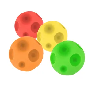 Hot Sale Dog Treat Ball Fun Interactive Dog Food Dispenser Toy Pet Healthy and IQ Ball Chew Toy Soft Rubber Ball for Dogs