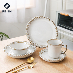 FENN Assiette en porcelaine personnalisée <span class=keywords><strong>Vaisselle</strong></span> en céramique de gros Ensemble de <span class=keywords><strong>vaisselle</strong></span> Bangladesh <span class=keywords><strong>Vaisselle</strong></span> <span class=keywords><strong>Service</strong></span> de table <span class=keywords><strong>Vaisselle</strong></span> vintage pour la maison - Product Image 1