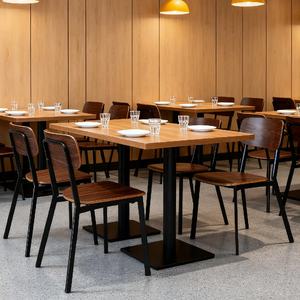 ชุดเฟอร์นิเจอร์ร้านอาหารโรงแรมดีไซน์ทันสมัยจากผู้ผลิต โต๊ะอาหารพร้อมเก้าอี้โลหะสำหรับร้านกาแฟ - Product Image 2