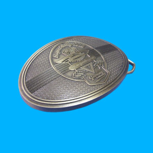 Hebilla de cinturón Marlboro con placa de bronce y diseño de cabeza de toro para hombre - Product Image 3