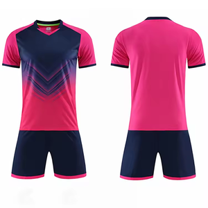 Conjunto de Fútbol Personalizable al por Mayor en Azul Claro y Blanco, Ropa Deportiva Premium Transpirable, Camisetas de Fútbol de Secado Rápido - Product Image 6