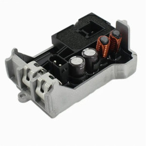 Resistencia del regulador del ventilador A/C 2208210951 2308210251 2038214058 para <span class=keywords><strong>Mercedes</strong></span> W203 S203 W220 Autopartes Yomi suministro al por mayor - Product Image 1