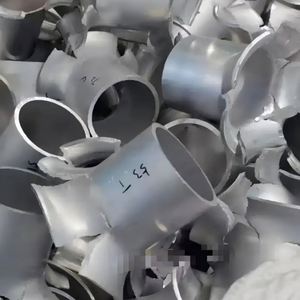 Suministro Directo de Fábrica, Precio al por Mayor, Chatarra de Latas de Aluminio con 99.9% de Contenido de Al - Product Image 6