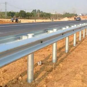 Ligne de production de formage continu à grande vitesse pour garde-corps, avec cisaille volante hydraulique à alimentation servo contrôlée par PLC automatique - Product Image 6