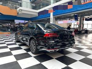 VW Phideon 2016-2021 Berline d'affaires <span class=keywords><strong>haut</strong></span> <span class=keywords><strong>de</strong></span> <span class=keywords><strong>gamme</strong></span>, sièges arrière confortables et spacieux, automatique, stable, silencieuse, <span class=keywords><strong>voiture</strong></span> d'<span class=keywords><strong>occasion</strong></span> <span class=keywords><strong>haut</strong></span> <span class=keywords><strong>de</strong></span> <span class=keywords><strong>gamme</strong></span> - Product Image 5