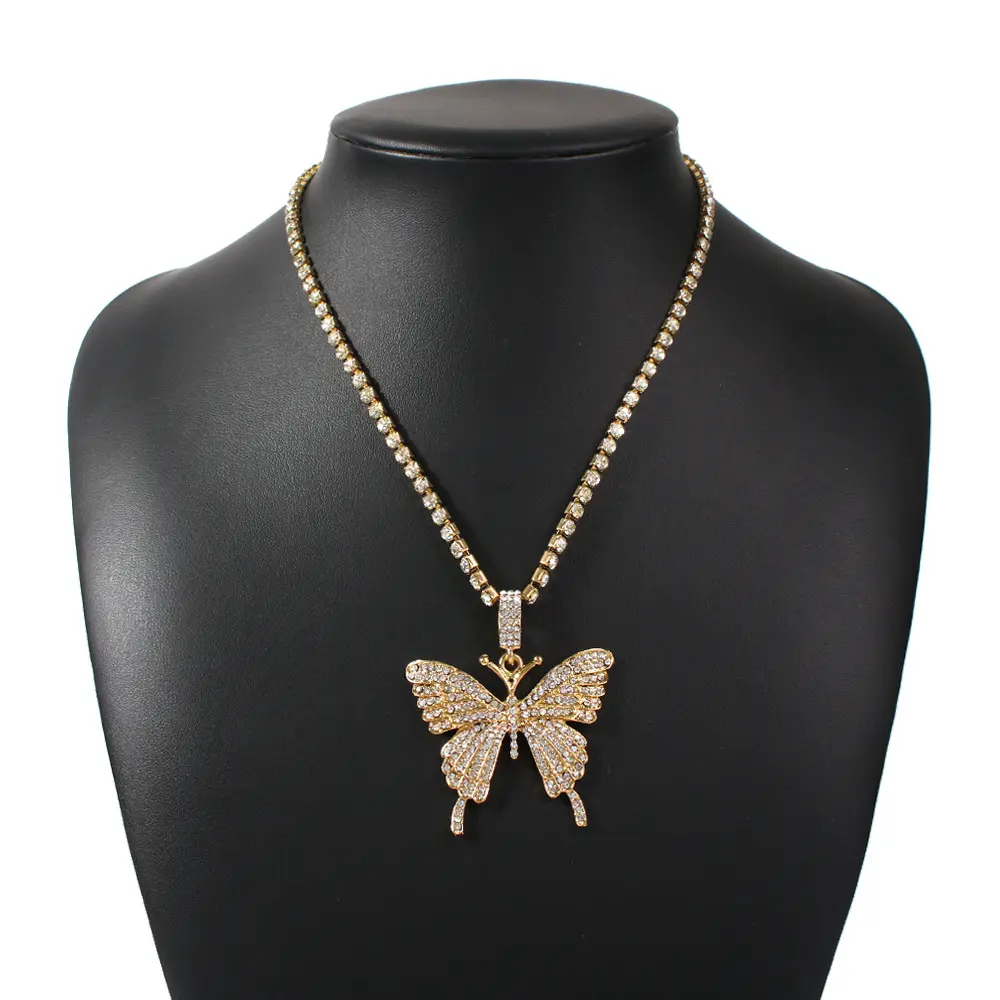 Yeni içi boş Metal kelebek kolye kolye kadınlar toptan 18k kelebek kolye