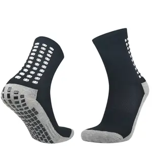 Diseño de alta calidad Deporte Hombres Correr Tubo antideslizante Trampolín Calcetines personalizados Fútbol Deportes Calcetines de agarre