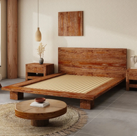 Cadre de lit en bois massif Japandi personnalisé avec tête de lit à lattes allongée, lit king-size moderne de luxe pour projet d'hôtel de charme